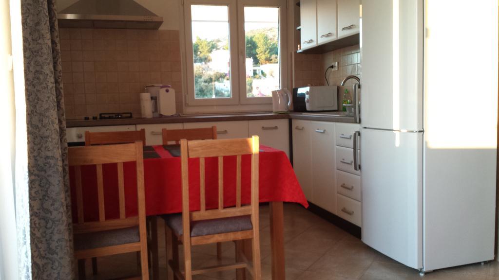 Apartment Sevid Rum bild